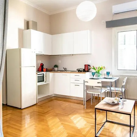 Place To Be Apartment